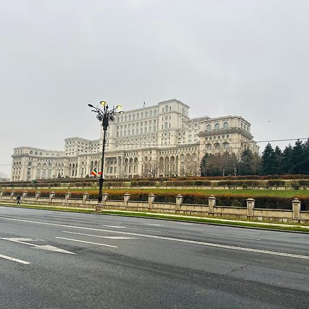 Appartamento Beautiful 2Bedflatcismigiu Bucarest Esterno foto