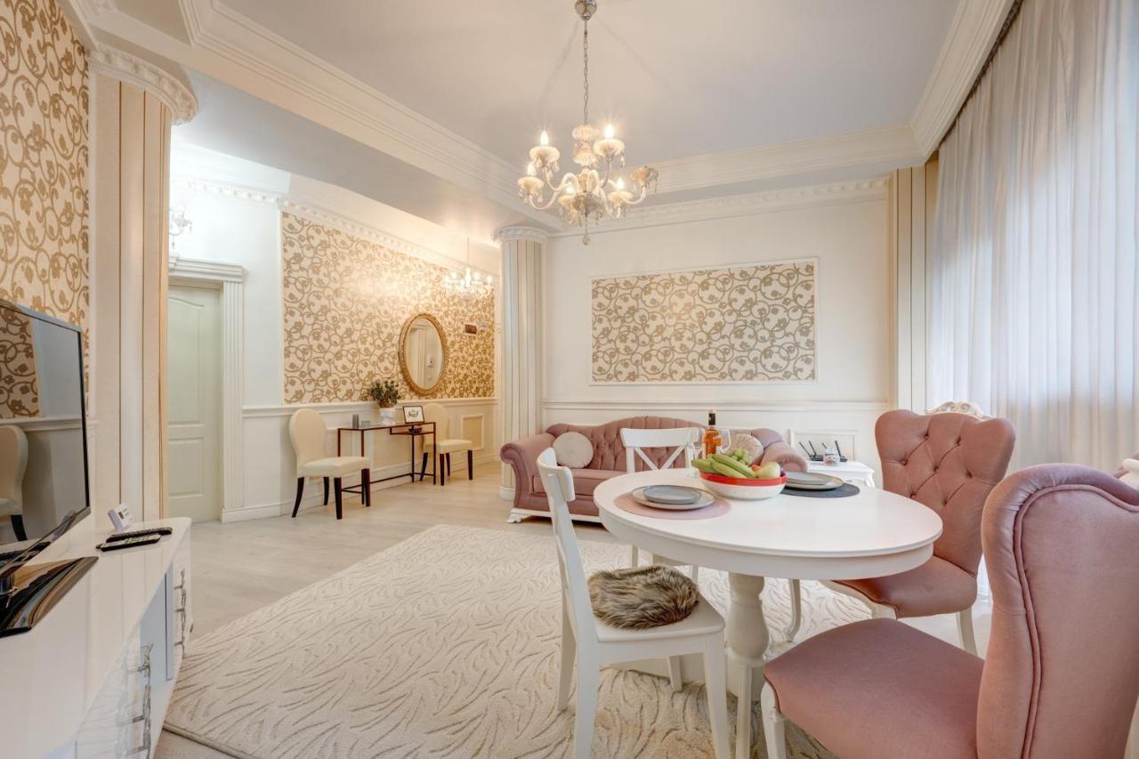 Appartamento Beautiful 2Bedflatcismigiu Bucarest Esterno foto