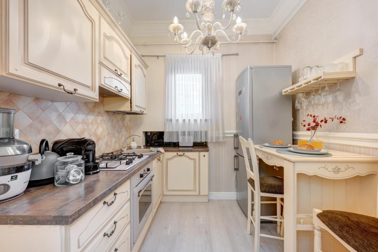 Appartamento Beautiful 2Bedflatcismigiu Bucarest Esterno foto